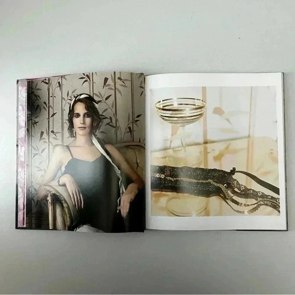 Glamour Knits Erika Knight 15 Sensuous Knitting Patterns Hardcover Book - Picture 4 of 16